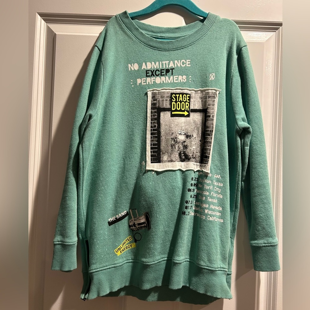 Zara kids Boys Green 'Stage Door' Graphic Sweatshirt Sz 8